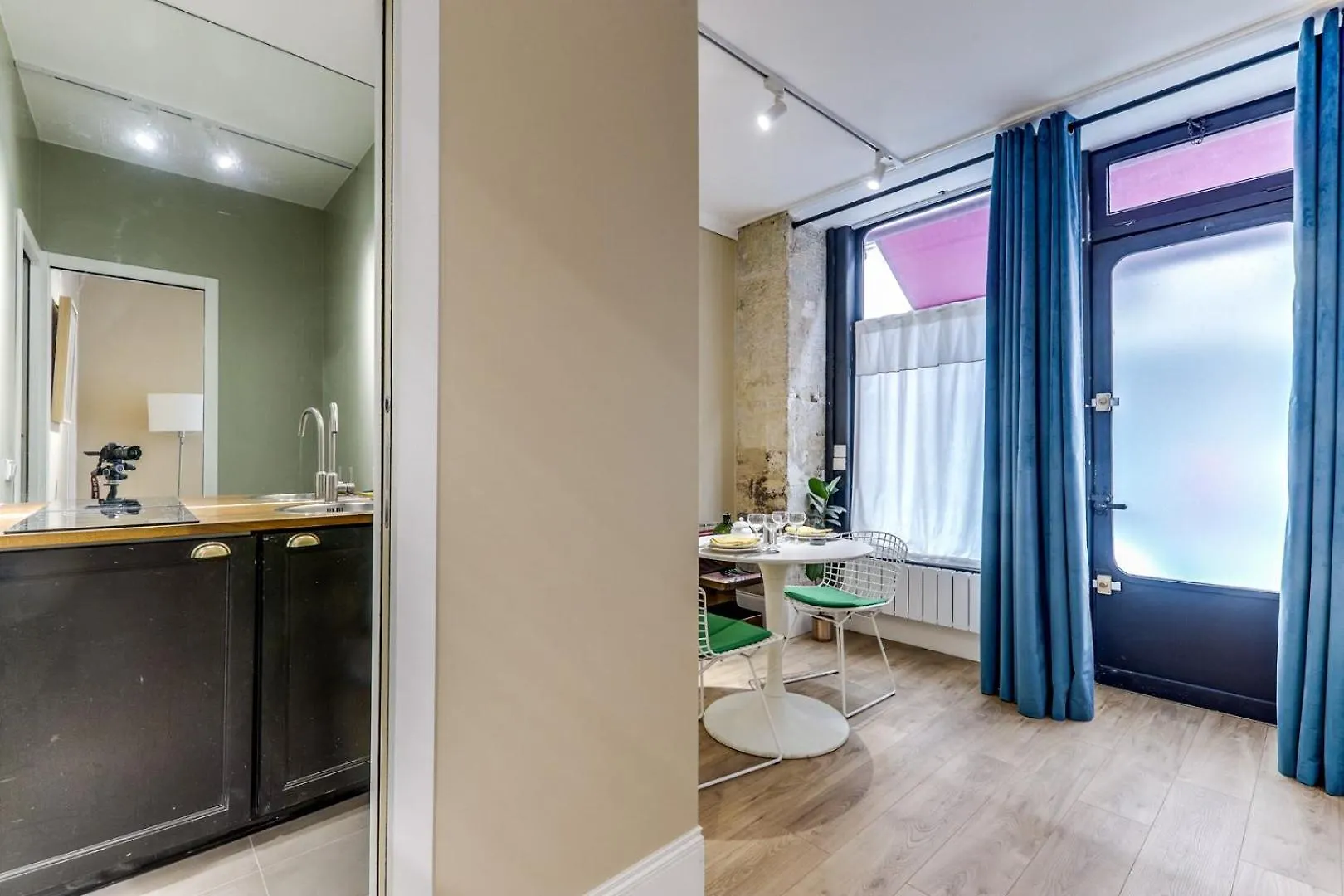 Apartmán Retro Color - Renove Proche De Tour Eiffel Paříž